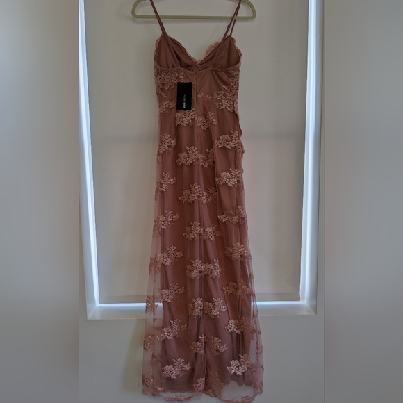 A Night in Tokyo Lace Dress NWT - Picture 6 of 9